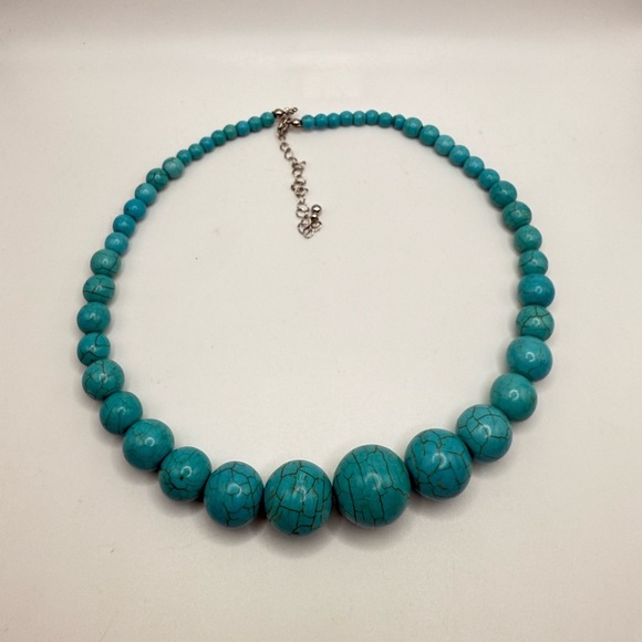 Vintage Style Graduated Turquoise Beaded Necklace - Picture 1 of 3